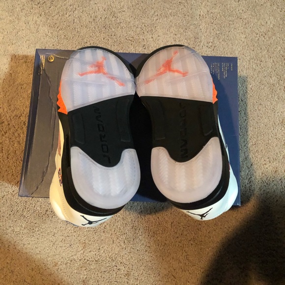 Jordan 5 International Flight - Picture 6 of 7